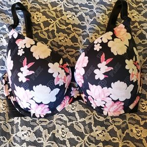 Victoria's Secret PINK pushup bra